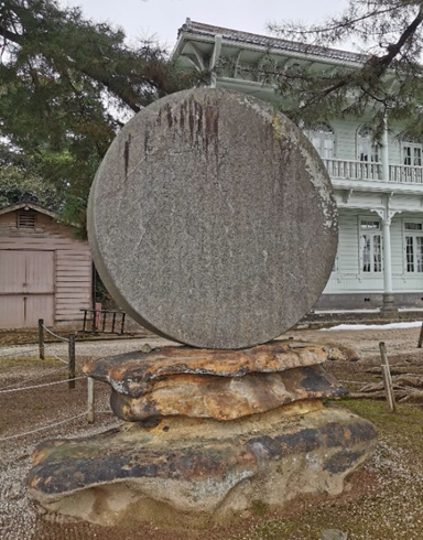 第201話　松江城内の円形石碑
